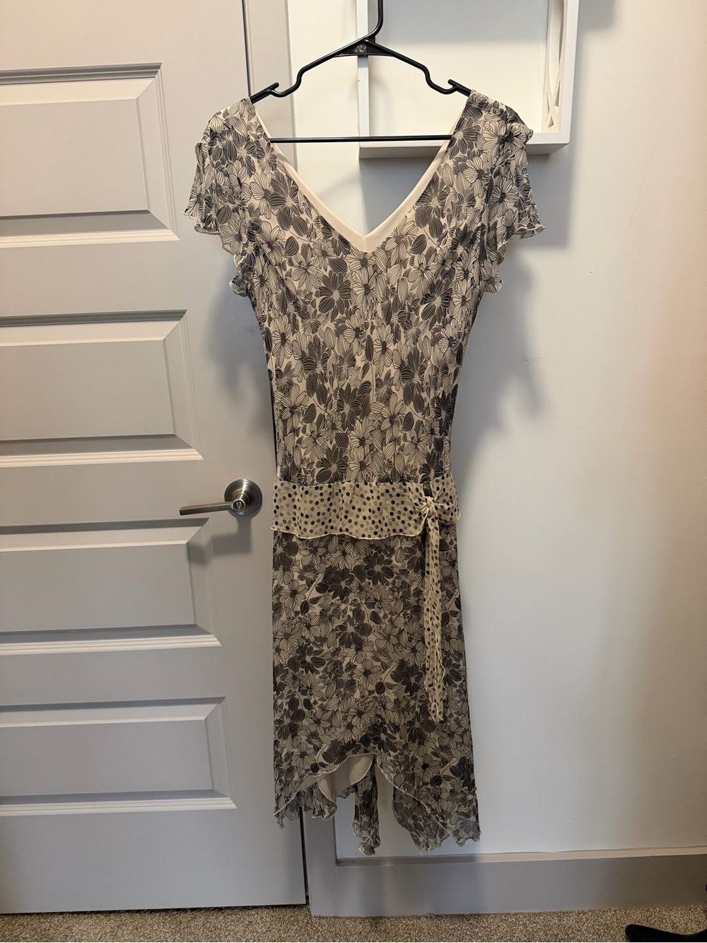 Silk Floral Midi Dress in Beige and Black